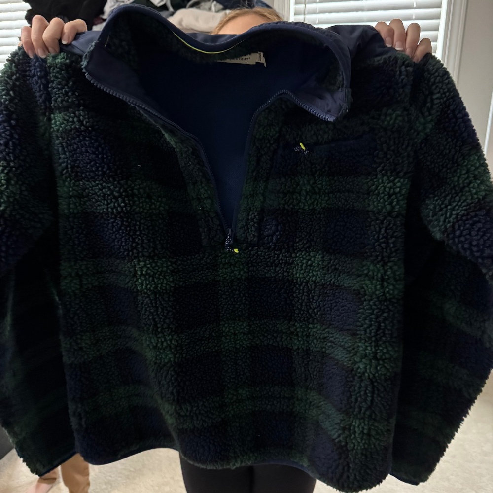 Vineyard Vines black watch plaid